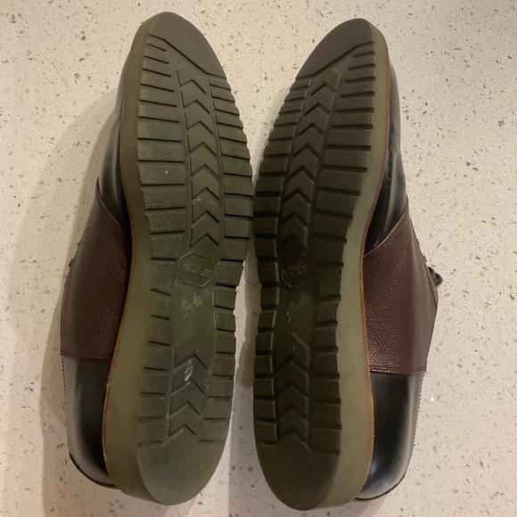 Cole Haan Two-Tone Black and Brown Oxfords - Picture 6 of 6